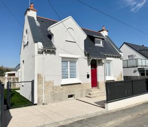 Maisons de vacances Maison de standing - 50m des plages - Jacuzzi : Maison 2 Chambres