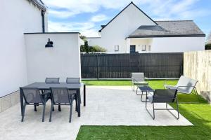 Maisons de vacances Maison de standing - 50m des plages - Jacuzzi : photos des chambres