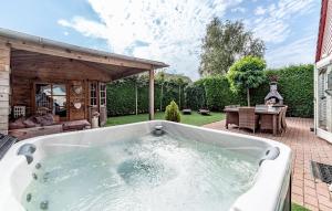 Beautiful Home In Wemeldinge With Sauna