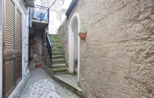 Amazing Home In Frazione Cosentini