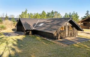 Gorgeous Home In Skjern With Wifi