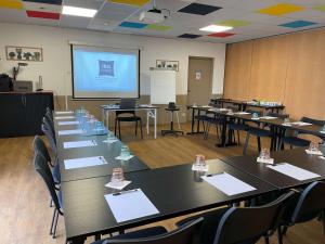 Hotels ibis budget Marne la Vallee Pontault Combault : photos des chambres