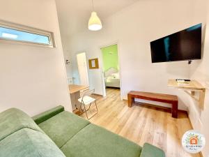 San Giovanni - Athene Terrace House