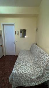 Popi Apartment for rent Peraia floor with balcony 38 qm τμ