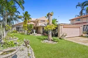 Island Waters Escape - Mudgeeraba