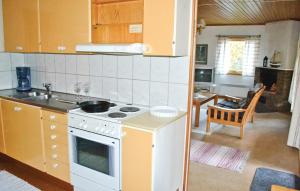 Cozy Home In Gislaved With Lake View