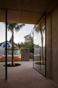 Camperdown- Luxury Architectural Apartment Escape - Sydney