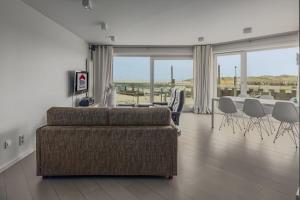 Den Oever V 0106 P35