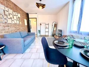 Appartements Spacieux T2 avec balcon : photos des chambres