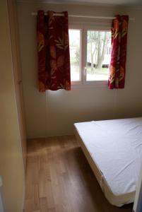 Campings Camping Le Dolium : photos des chambres