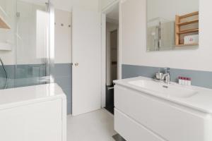 GuestHost - M4 California Bright Apartment