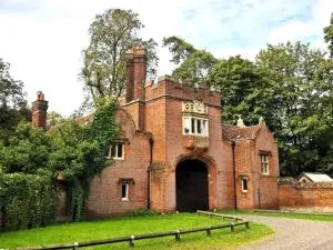 North Lodge North - Shephall