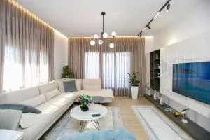 Villa Meminaj - Vlora