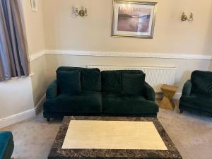 Cherry Stone - escape to the beach