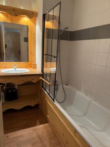 Appartements Orelle - Val Thorens, le Hameau des eaux - SPA & piscine : photos des chambres