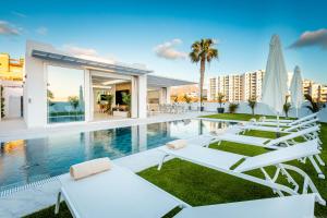 Villa Michelle private oasis Heated Pool and wifi