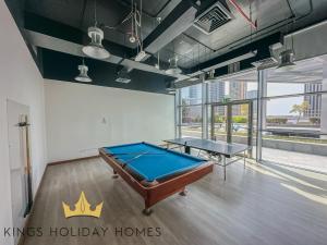 Central Park towers Difc suite kings