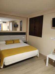 Hostal Restaurante LA SENDA