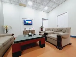 Business Lodges Gujrat - Sambriāl