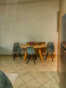 Home4U apt2, just 8Km from airport