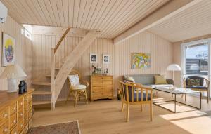 2 Bedroom Gorgeous Home In Juelsminde