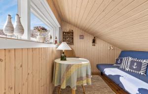 2 Bedroom Gorgeous Home In Juelsminde