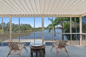 Island Waters Escape