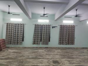 Dhasaiyan Tourist Home