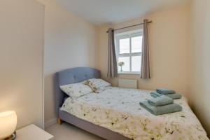 Rosemarys - coastal cottage Seaton