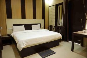 Hotel Kailash Residency