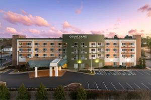 Courtyard by Marriott Fayetteville Fort Liberty - Spring Lake