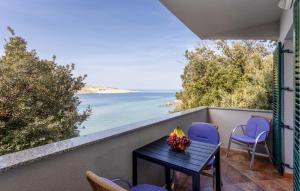 2 Bedroom Nice Apartment In Lopar