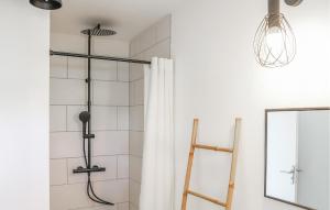 Maisons de vacances Amazing Home In Runan With Wifi : photos des chambres