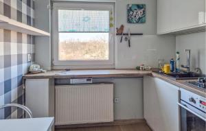 Stunning Apartment In Swinoujscie