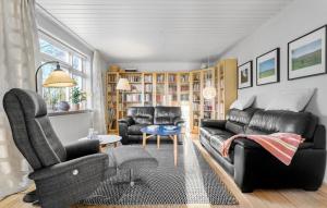 Nice Home In Farsø With Wifi