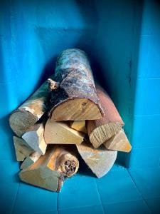 4 Bedroom House- Contractors, Crew, Group, Family