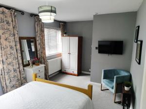 King Room room in Chestnut Bed and Breakfast