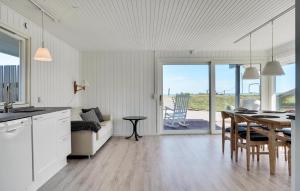 2 Bedroom Nice Home In Otterup