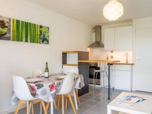 Appartement cosy avec parking à La Trinité-sur-Mer - FR-1-477-34