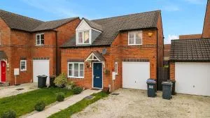 Spacious 2 bedroom house in Sheffield - Longley