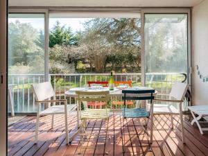 Appartements Appartement 3 pieces + studio, 90m² pour 5 pers., La Trinite-sur-Mer - FR-1-477-255 : photos des chambres