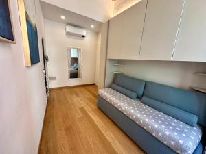 La Dimora - Elegante Trilocale in Centro a due passi dal Mare