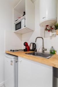 Studio fonctionnel hopital bichat - paris 18 - 2P