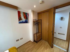 City Centre Apartment, Nr West Quay, Free Parking