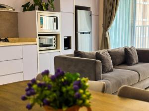 Apt Pejaten Park Residence 2BR Abalone With Wi-Fi & Pool by Damaresa