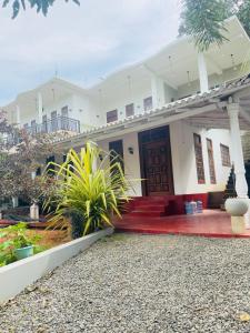 Green Palace Mirissa