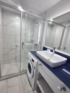 Beach View Bliss Apartment