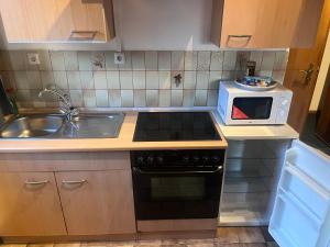 Franziskas Ferienwohnung - Die Unterkunft in ruhiger Lage direkt am Wald