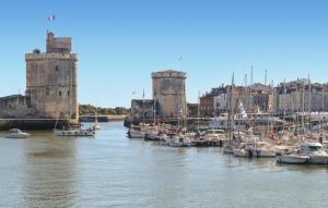 Maisons de vacances 3 Bedroom Gorgeous Home In Rochefort : photos des chambres