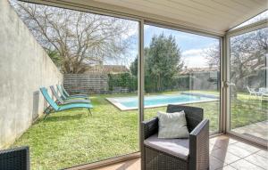 Maisons de vacances 3 Bedroom Gorgeous Home In Rochefort : photos des chambres